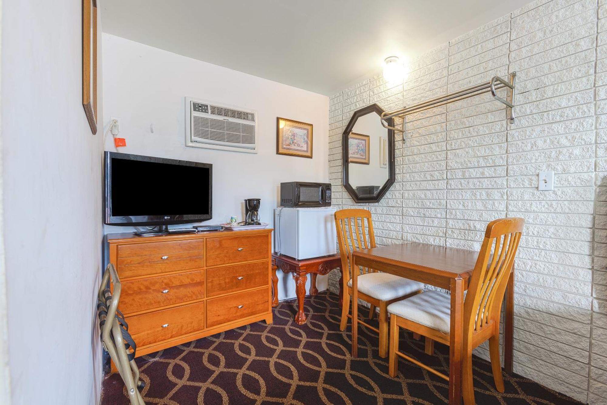 Sonrise Inn Lincoln Hwy By Oyo Breezewood Экстерьер фото