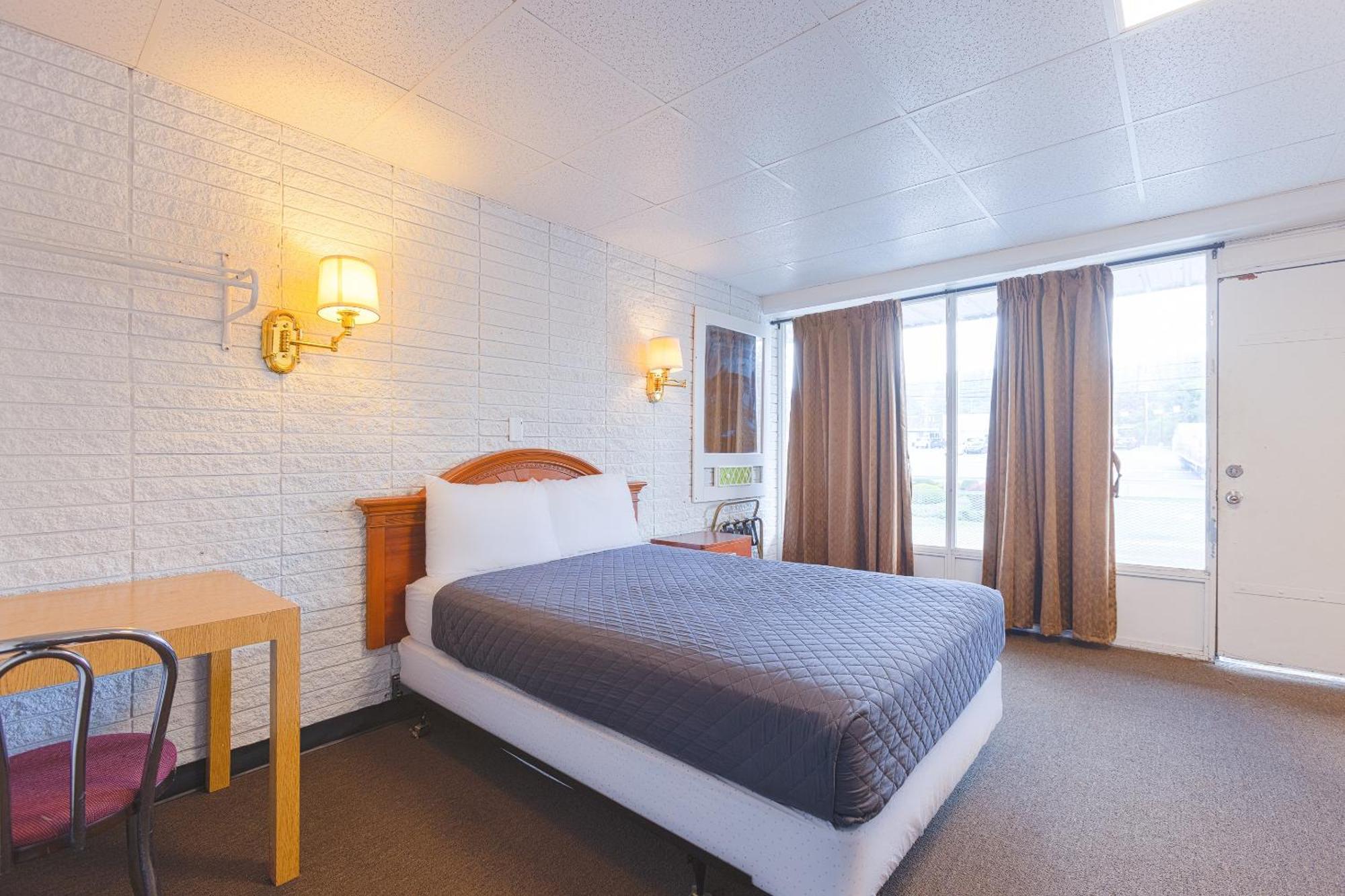Sonrise Inn Lincoln Hwy By Oyo Breezewood Экстерьер фото