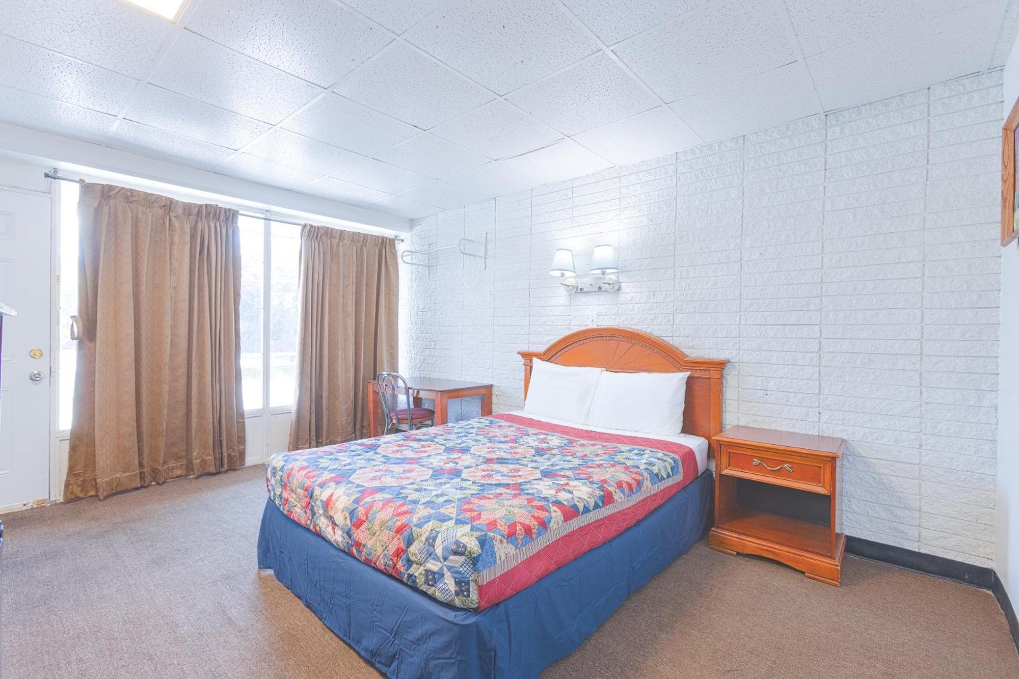 Sonrise Inn Lincoln Hwy By Oyo Breezewood Экстерьер фото