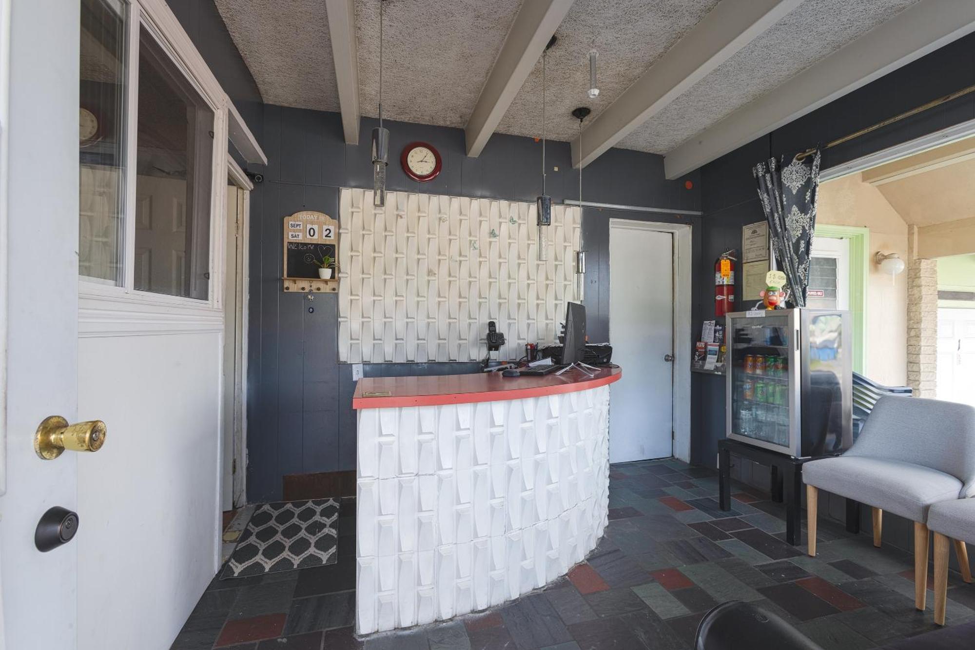 Sonrise Inn Lincoln Hwy By Oyo Breezewood Экстерьер фото